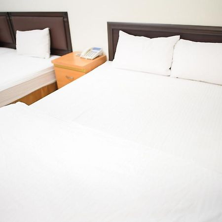 Clear Water Bay Homestay Nangan Esterno foto
